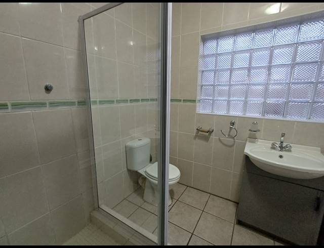 4 BEDROOM HOUSE FOR SALE IN FLORA GARDENS